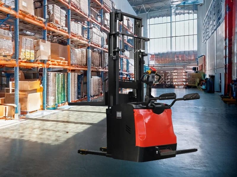 Lagertechnik für innerbetriebliche Transporte