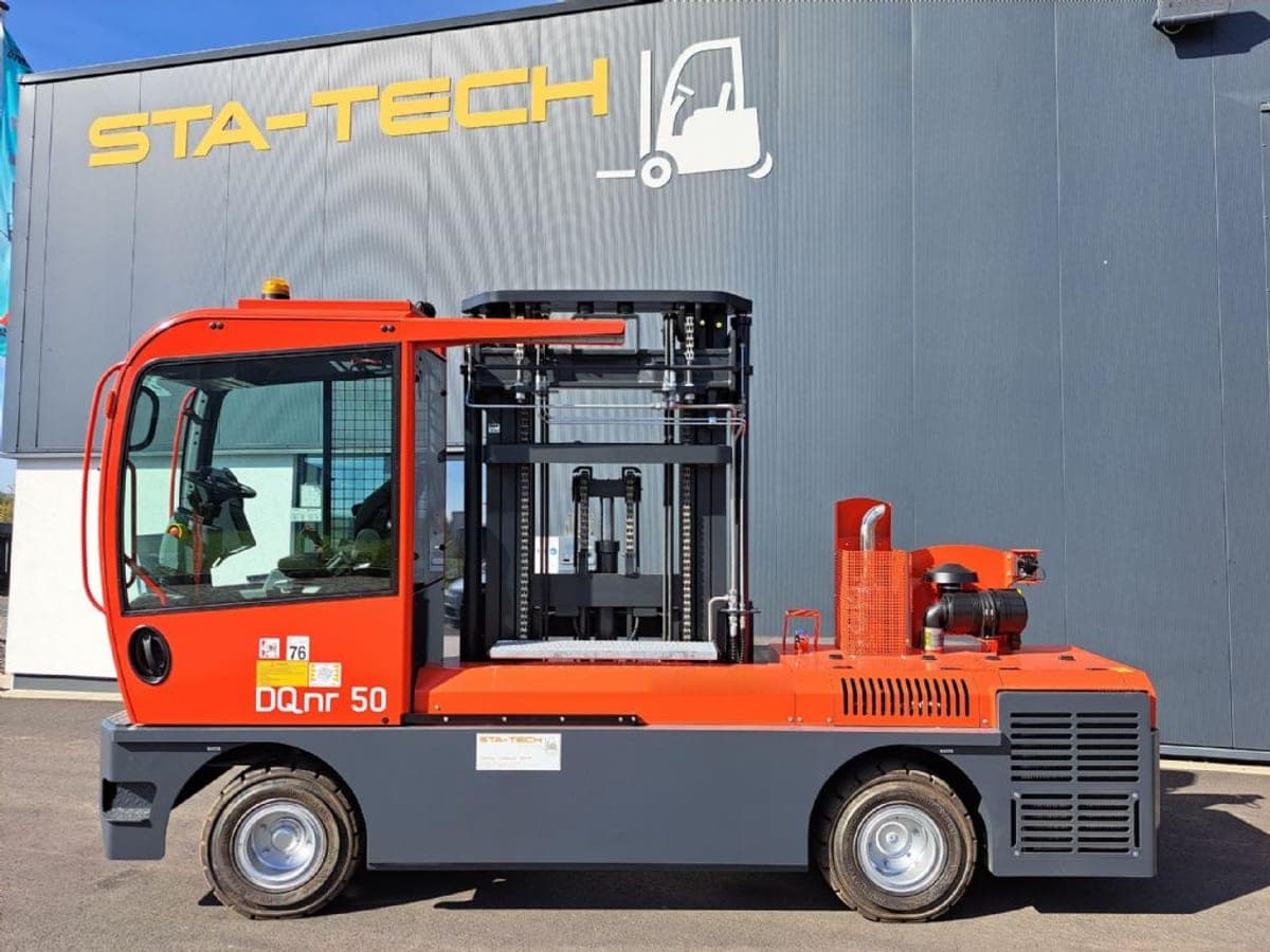 Seitenstapler für den Transport von Langgut